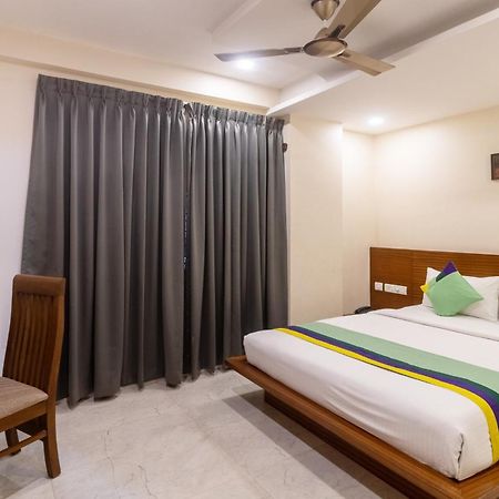 Treebo Anjani Fortune Suites Bangalore Exterior foto